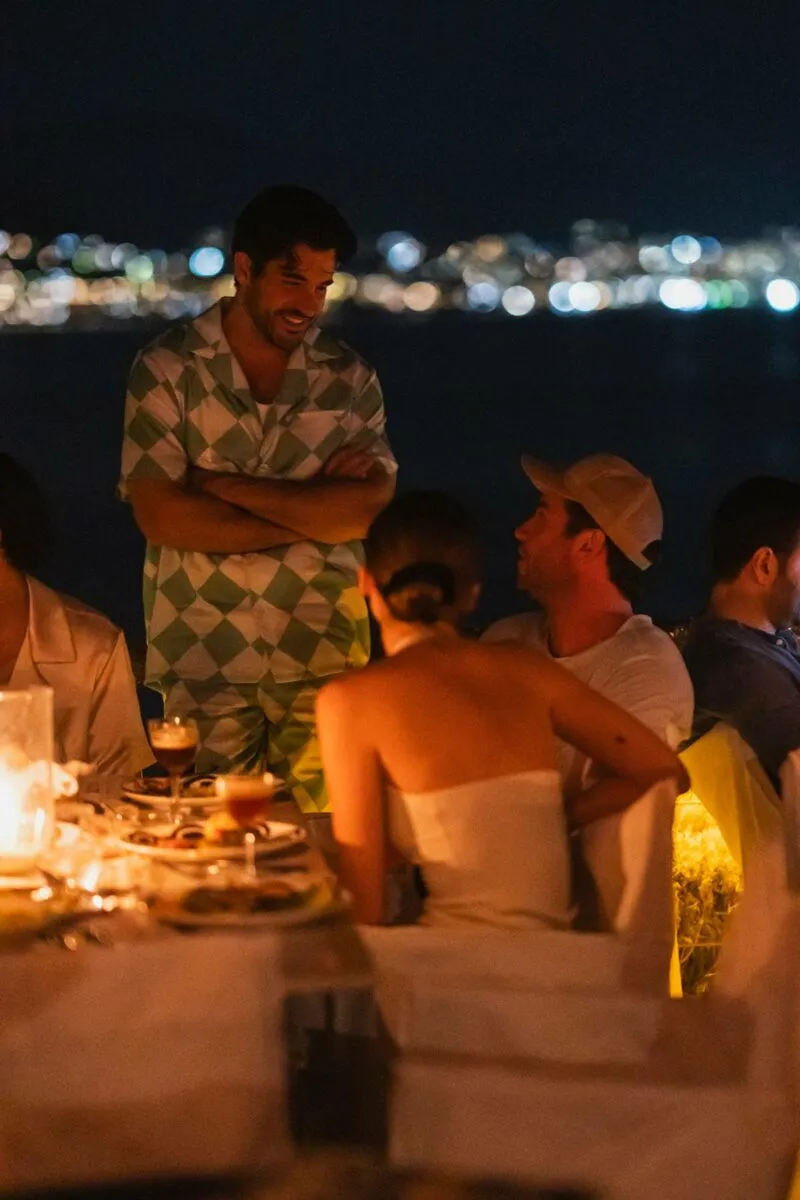 Deleasa & Liam Hemsworth